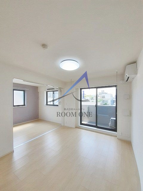 居室・リビング　洋室のお部屋です。