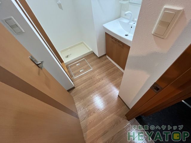 その他　お部屋の中でお洗濯ができる室内洗濯機置き場