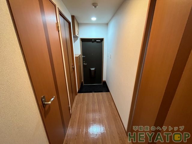 玄関　シューズボックス付き玄関