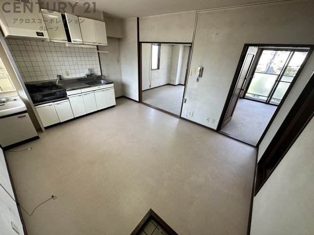 居室・リビング　角部屋住戸で過ごしやすく、おすすめです。