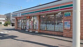 コンビニ　セブンイレブン札幌山の手3条店（コンビニ）まで257m