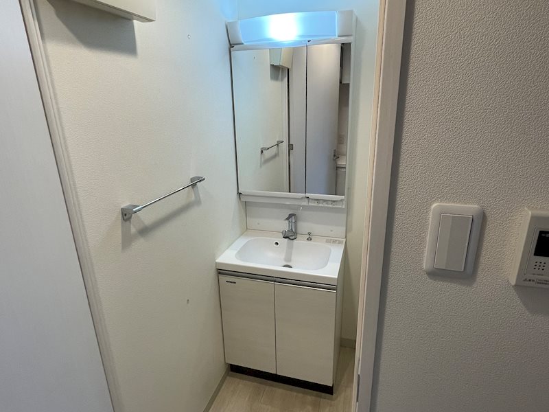洗面設備　【類似タイプ参考写真掲載】