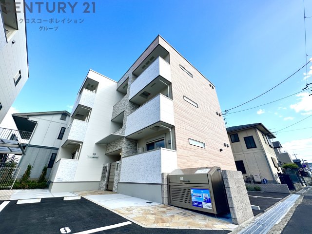 建物外観　オートロック付きで安心！宅配BOX付で便利！