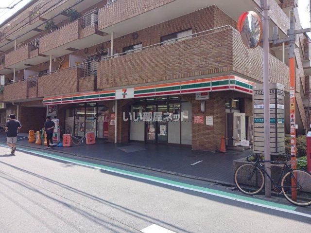 コンビニ　セブンイレブン上目黒3丁目店（コンビニ）まで460m