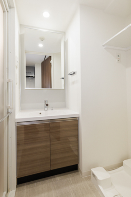 洗面設備　※写真は同タイプ住戸です。