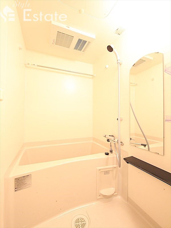 バス・シャワールーム　バスルーム