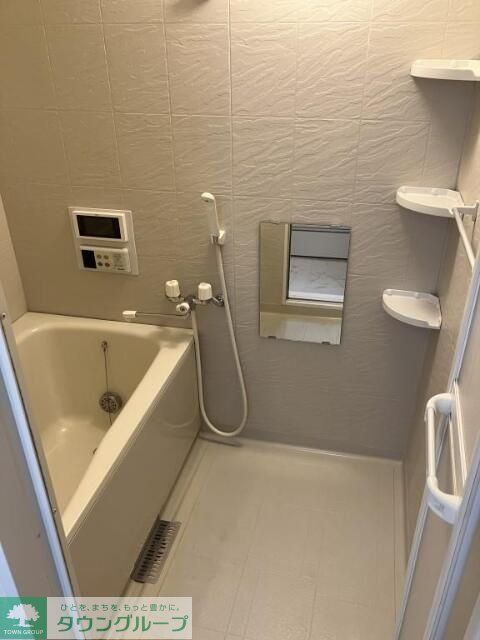 バス・シャワールーム　バス