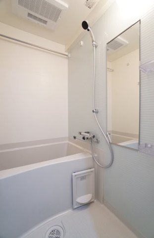 バス・シャワールーム　※同仕様参考写真