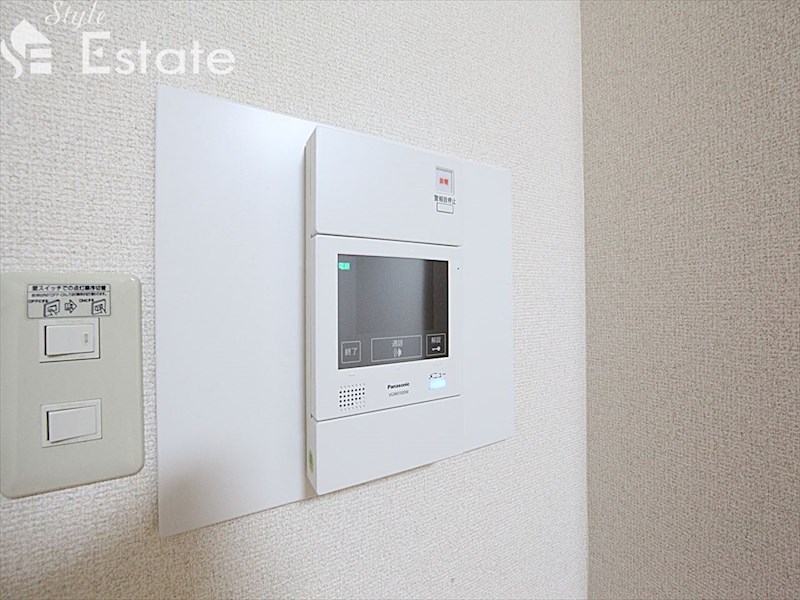 セキュリティ　モニター付きインターホン