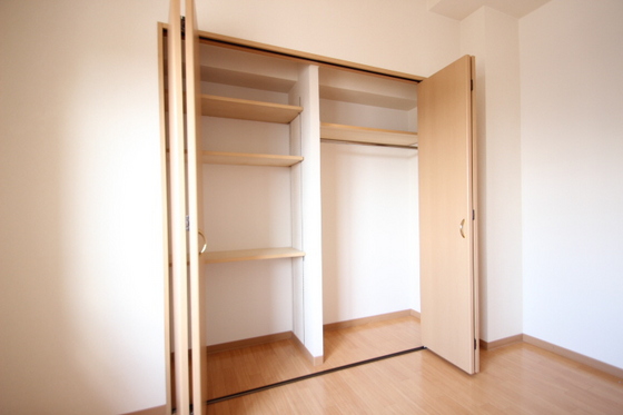 収納　※別部屋の写真です