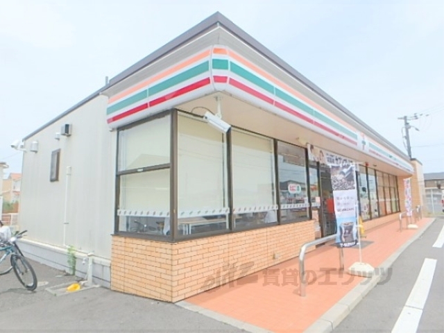 コンビニ　セブンイレブン守山石田町店（コンビニ）まで450m