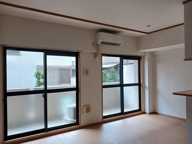 居室・リビング　おしゃれな居間です