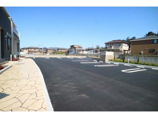 駐車場　駐車場