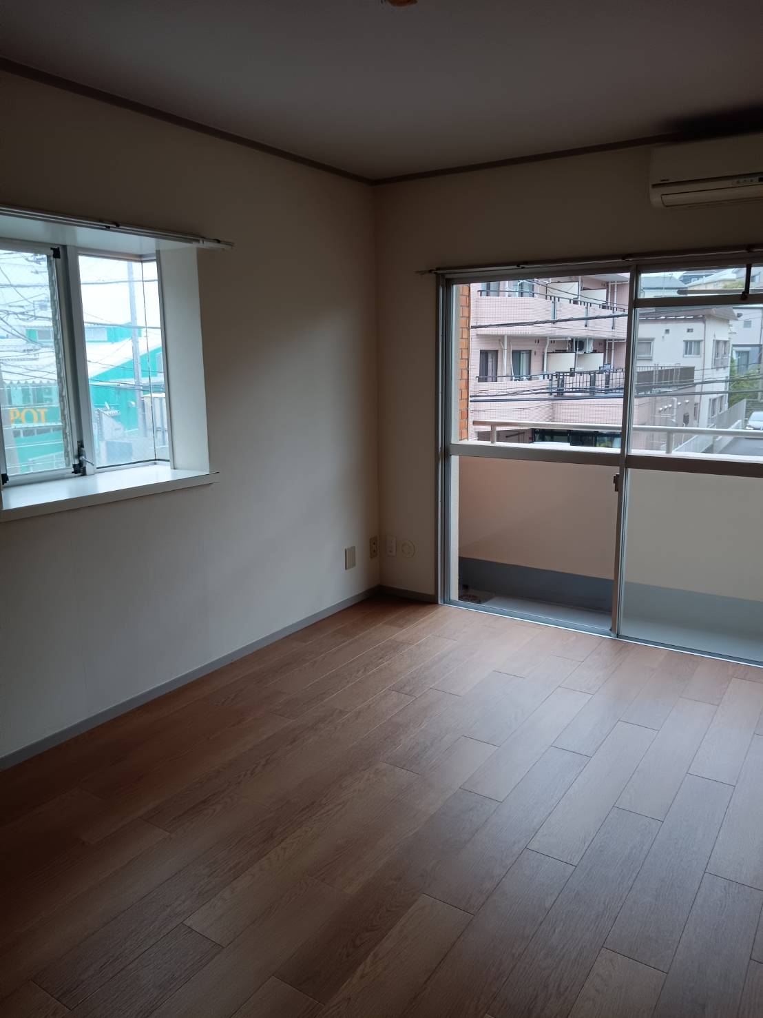 居室・リビング　★044-299-8985までお気軽にお電話下さい♪