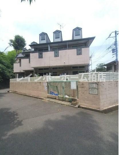 建物外観　落ち着いた雰囲気の外観です