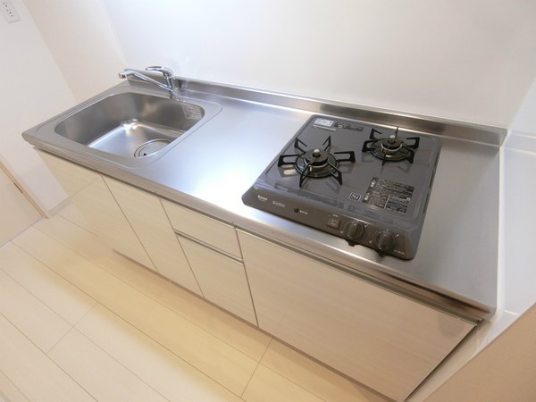 キッチン　まな板も置けお料理もし易い2口キッチンです。
