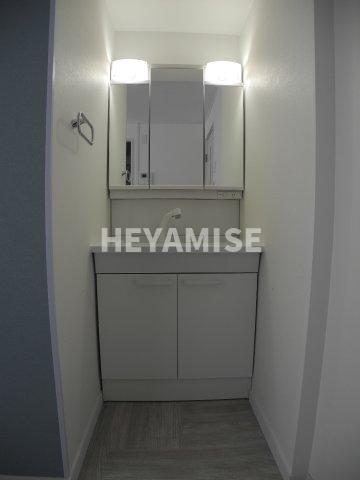 洗面設備　※同間取りの別の階のお部屋の写真です※