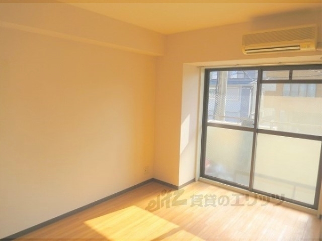 居室・リビング　洋室