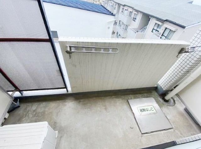 バルコニー　別部屋同仕様タイプ