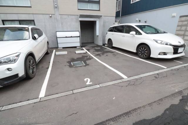 駐車場　専用駐車場スペース♪