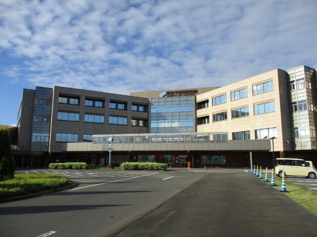 病院　市立千歳市民病院（病院）まで892m