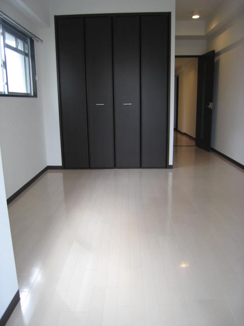 居室・リビング　洋室9帖です。