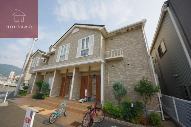 建物外観　落ち着いた雰囲気の外観です