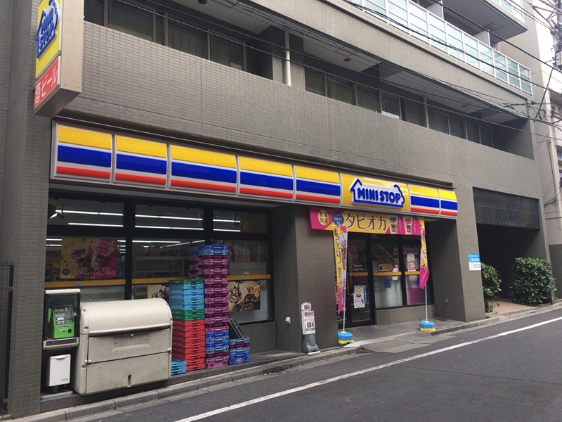 コンビニ　ミニストップ 北新宿4丁目店（コンビニ）まで222m