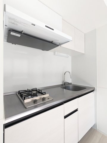 キッチン　コンパクトなキッチンで掃除もラクラク