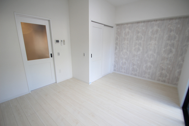 居室・リビング　同タイプ別室の参考写真です。※現況優先