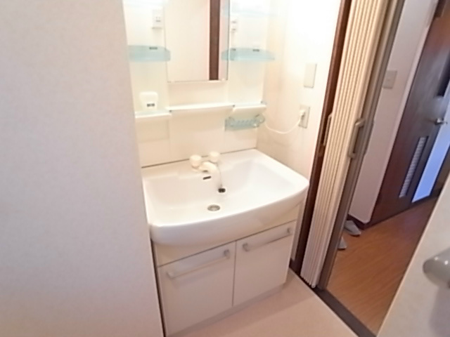 洗面設備　同仕様別部屋