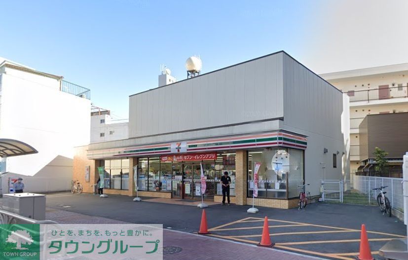 コンビニ　セブンイレブン名古屋中村区役所駅前店（コンビニ）まで200m