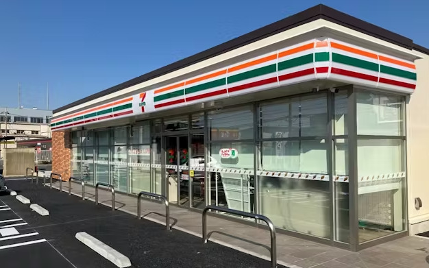 コンビニ　セブンイレブン 杉並高井戸西店（コンビニ）まで564m
