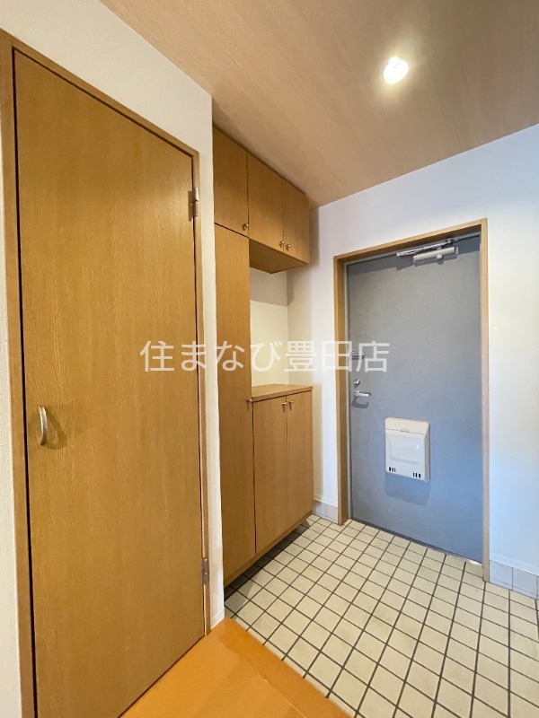 玄関　同型タイプ