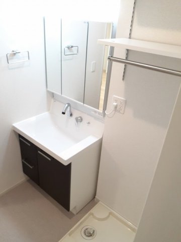 洗面設備　忙しい朝には欠かせない洗面所です