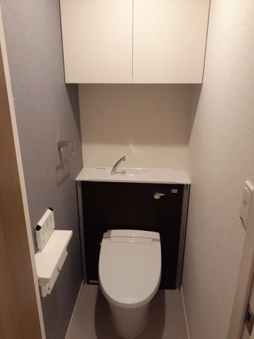 トイレ　シンプルで使いやすいトイレです
