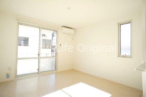 その他部屋・スペース　快適な暮らしに欠かせないエアコン付☆