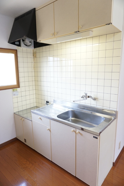 キッチン　★窓のあるキッチンです★