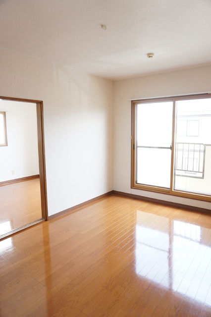 居室・リビング　★洋室７．５帖です★