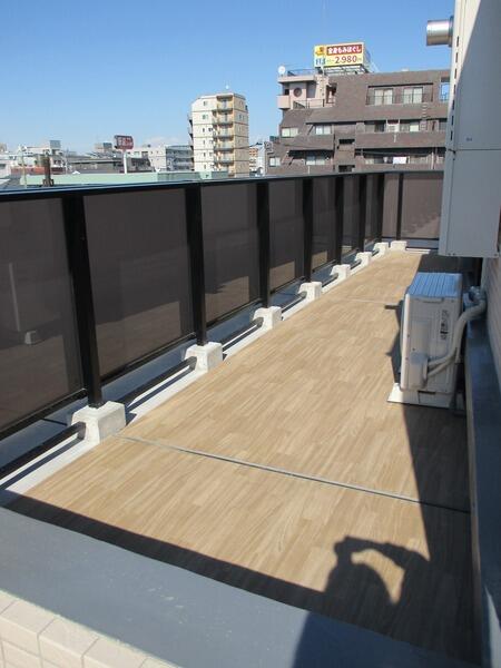 バルコニー　バルコニー付き！