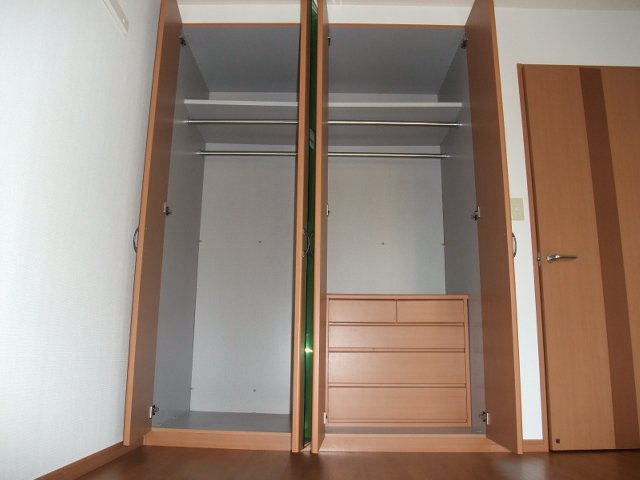 収納　クローゼット