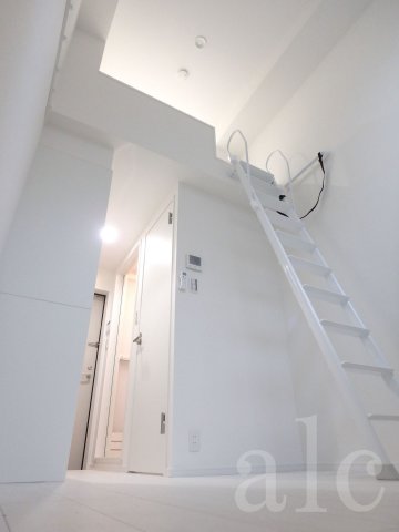 居室・リビング　使いやすい居間です