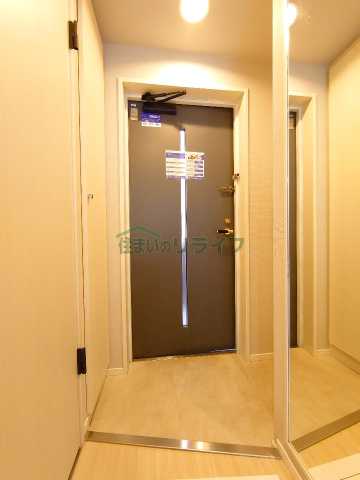 玄関　リライフ下北沢店