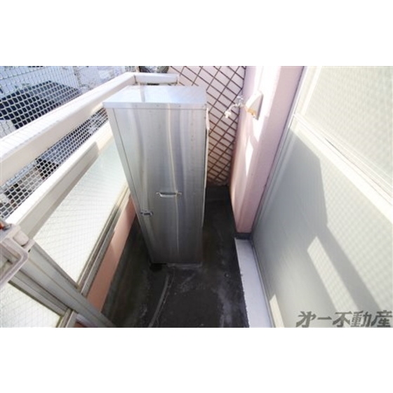 その他設備　室外洗濯機置場