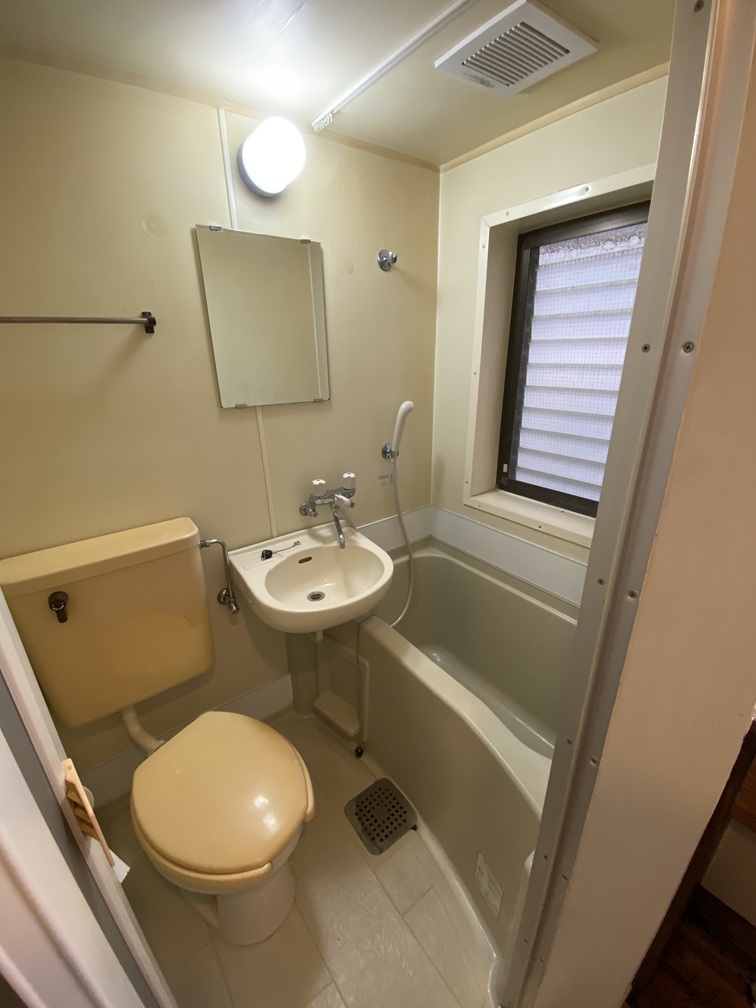 バス・シャワールーム　バス・トイレ