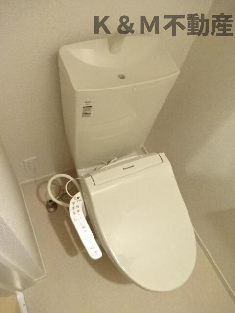 トイレ　トイレもきれいです