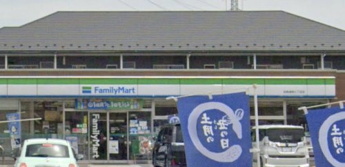 コンビニ　ファミリーマート 柏南増尾七丁目店（コンビニ）まで706m