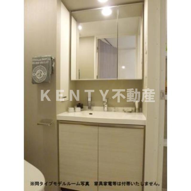 洗面設備　広い洗面スペース