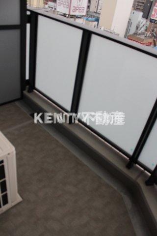 バルコニー　陽当たり良好なバルコニーです