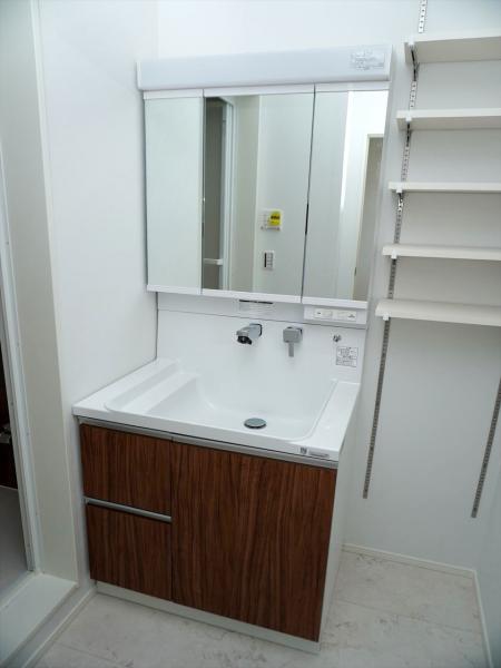 洗面設備　洗面所